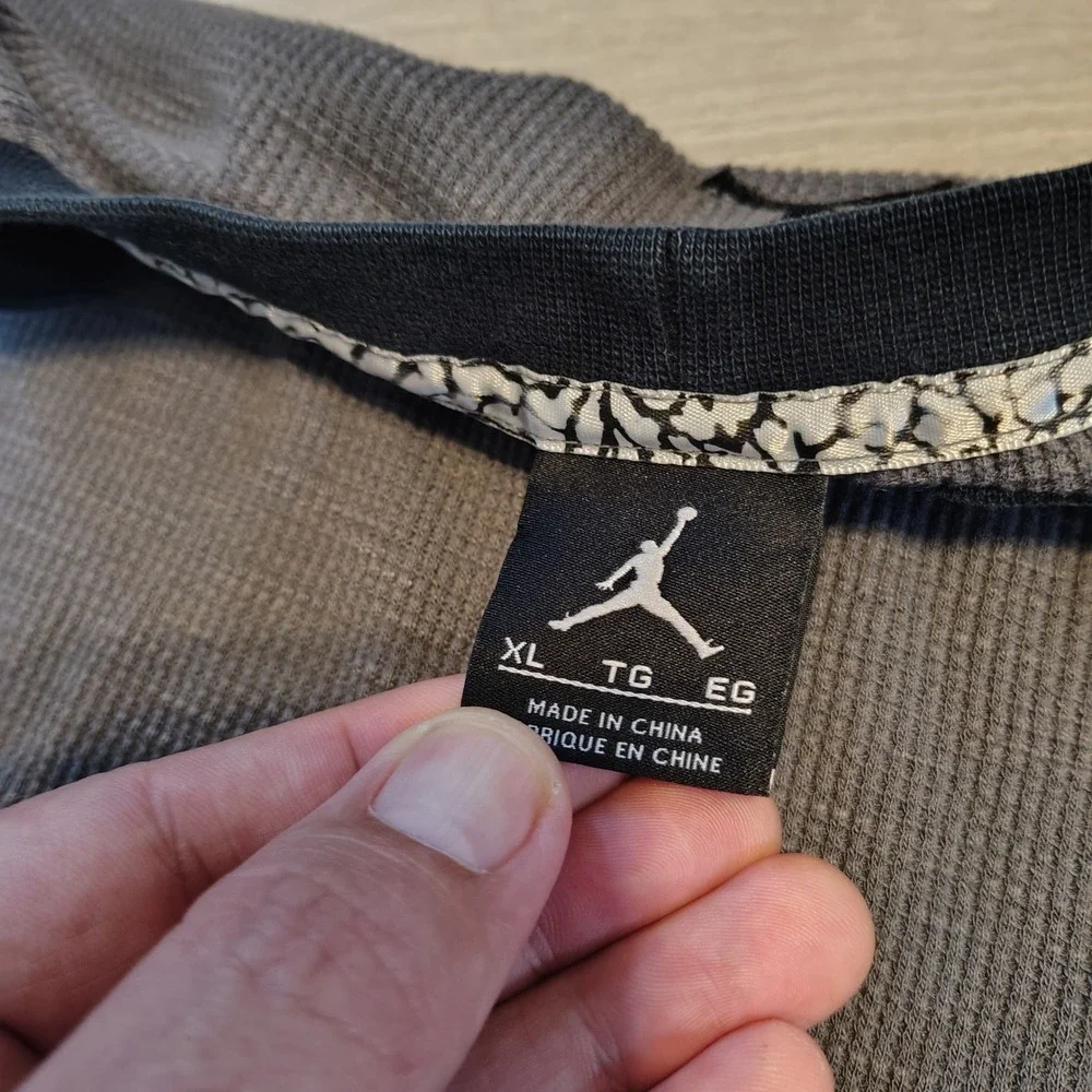 Jordan Mens XL Gray Waffle Knit Thermal Long Sleeve Jumpman Shirt Charcoal